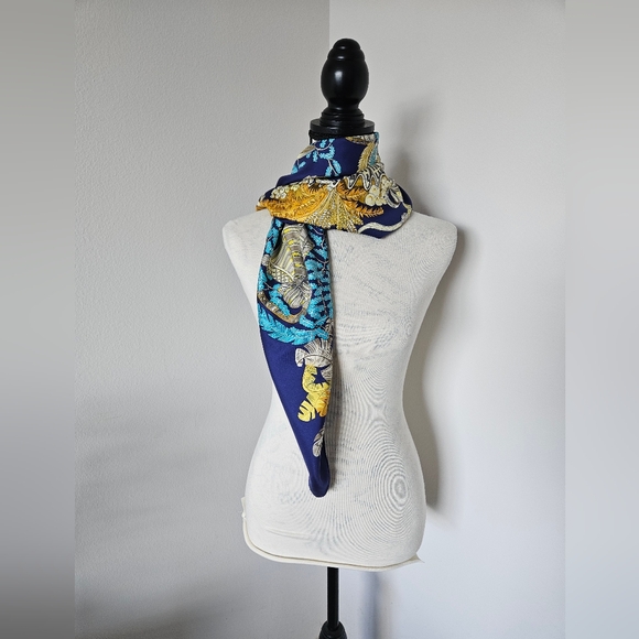 Hermes Accessories - 🇨🇵 Hermes blue silk scarf authentic 90X90cm 🇨🇵